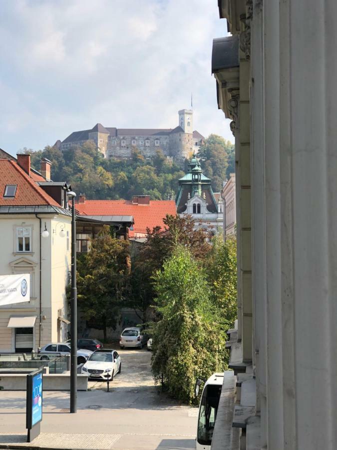 City Centre Chic Apartment Ljubljana 1/4 Экстерьер фото