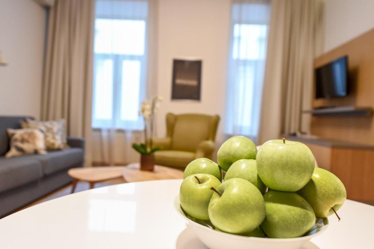 City Centre Chic Apartment Ljubljana 1/4 Экстерьер фото